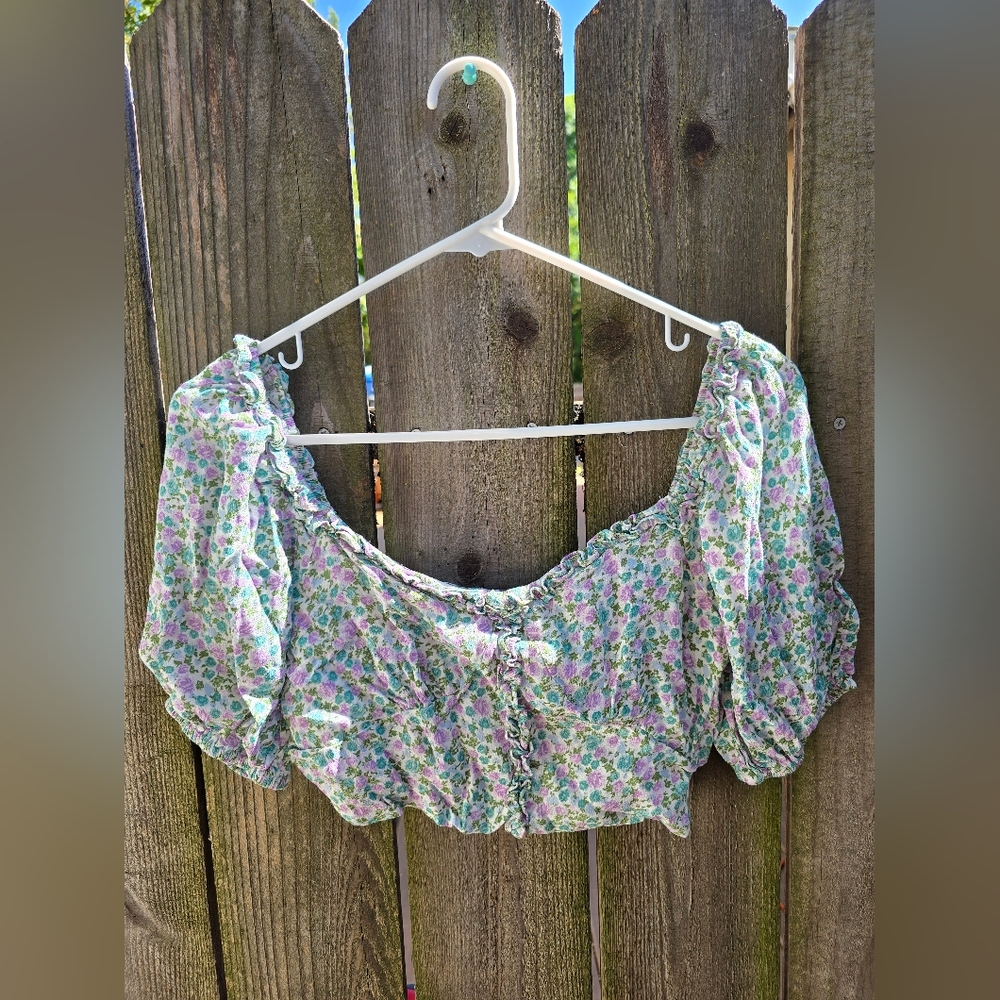Lulus Floral Crop Top